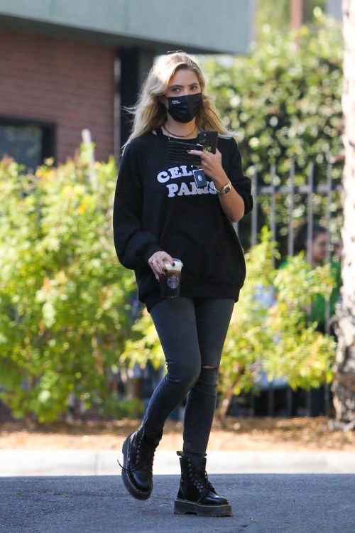 Ashley Benson Out for Coffee in Los Feliz 2020/09/25 3