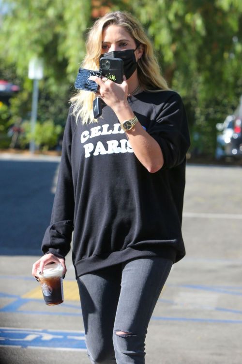 Ashley Benson Out for Coffee in Los Feliz 2020/09/25 6