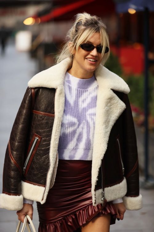 Ashley Roberts in a Mini Skirt and High Knee Boots Leaves Heart Radio in London 2020/10/26 3