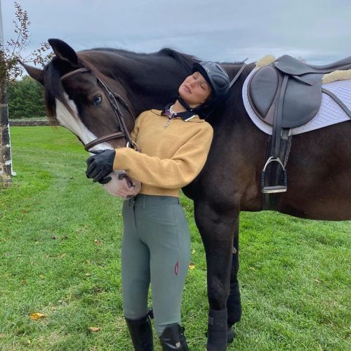 Bella Hadid in Equestrian outfits during photoshoot 2020/10/25