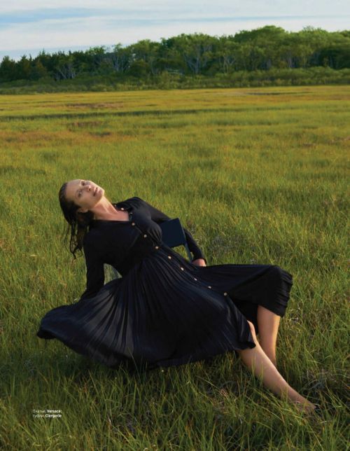 Christy Turlington in Instyle Magazine, Russia November 2020 2