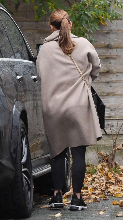 Coleen Rooney Out and About in Alderley Edge 2020/10/23 4