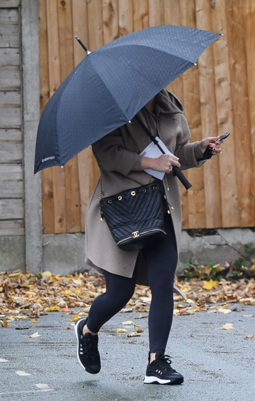 Coleen Rooney Out and About in Alderley Edge 2020/10/23 5