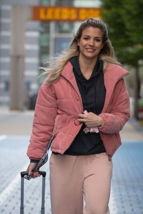 Gemma Atkinson Out at Leeds Dock 2020/10/26 1