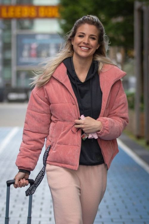 Gemma Atkinson Out at Leeds Dock 2020/10/26 6