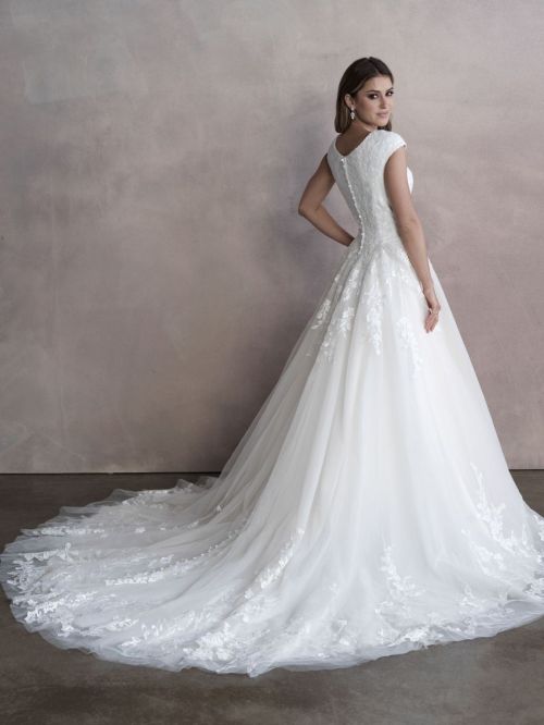 Gigi Paris for Allure Bridals 2020 Collection Photos 11