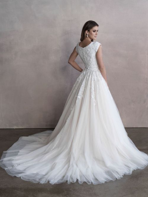 Gigi Paris for Allure Bridals 2020 Collection Photos 38