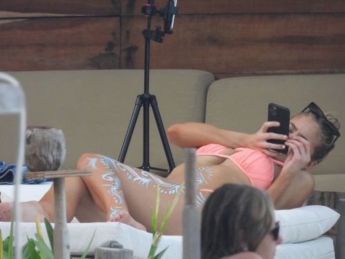 Hannah Palmer in Bikini at a Beach in Tulum 2020/09/20 8