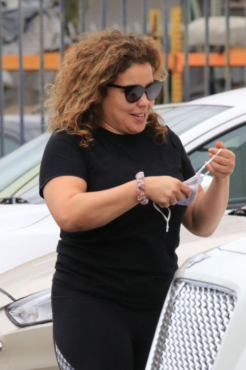 Justina Machado Arrives at Dance Studio in Los Angeles 2020/10/23 6