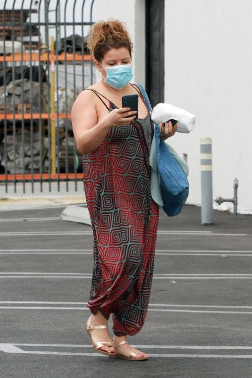 Justina Machado at Dancing with the Stars Studio in Los Angeles 2020/10/25 6