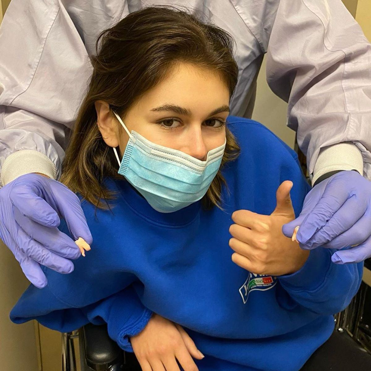 Kaia Gerber Gets Her Wisdom Teeth Removed - Instagram Photos 2020/10/24