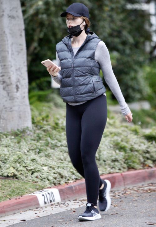 Katherine Schwarzenegger Out in Santa Monica 2020/10/24 8