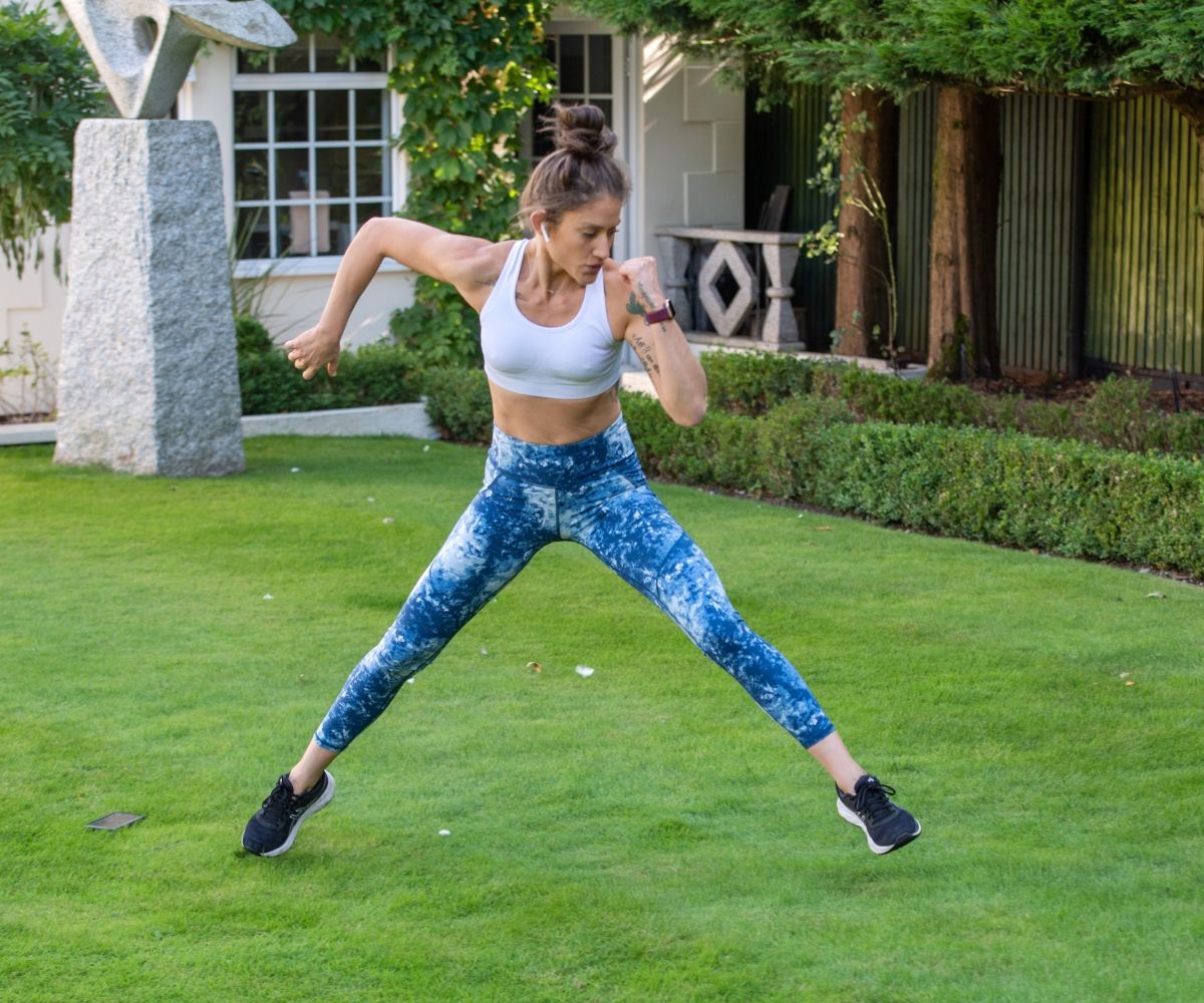 Katie Waissel Workout at a Park in London 2020/10/24 4