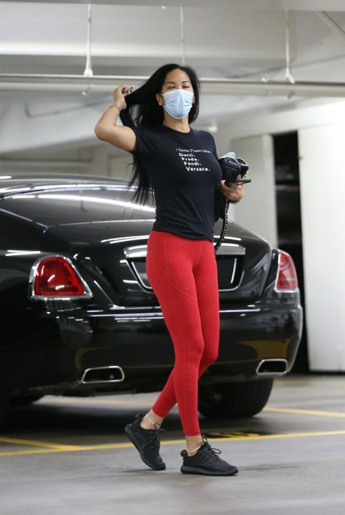 Kimora Lee Simmons Out in Los Angeles 2020/10/23 9