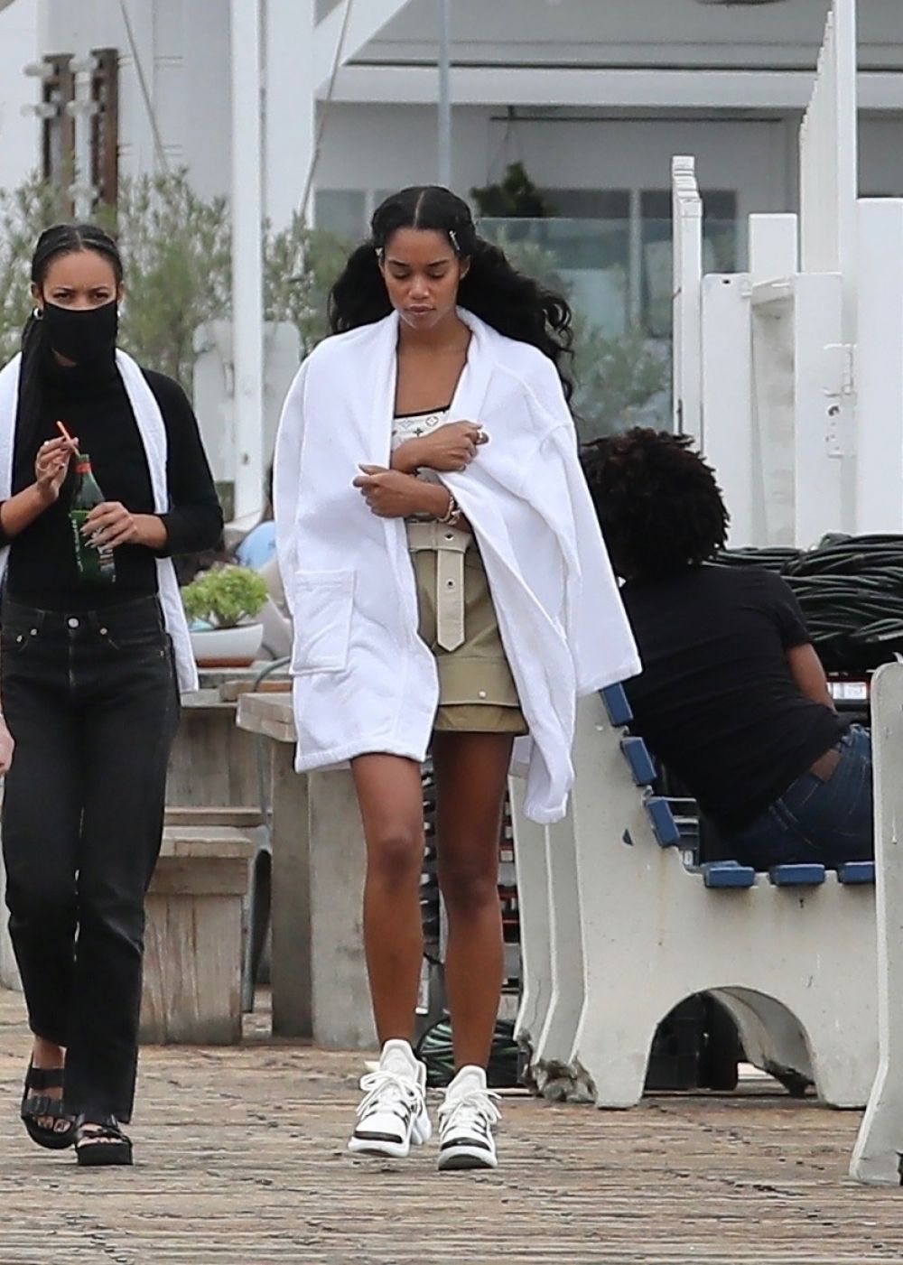 Laura Harrier on the Set of Her New Movie at Malibu Pier in Los Angeles 2020/10/26 2