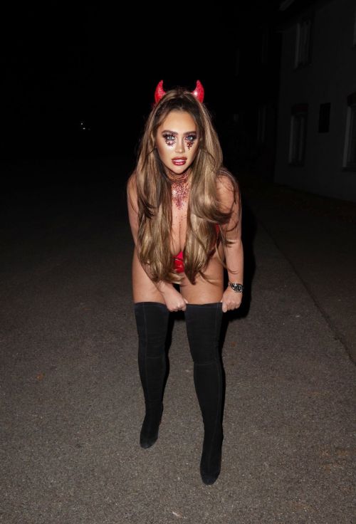 Lauren Goodger in a Halloween Costume Night Out in Essex 2020/10/25 3