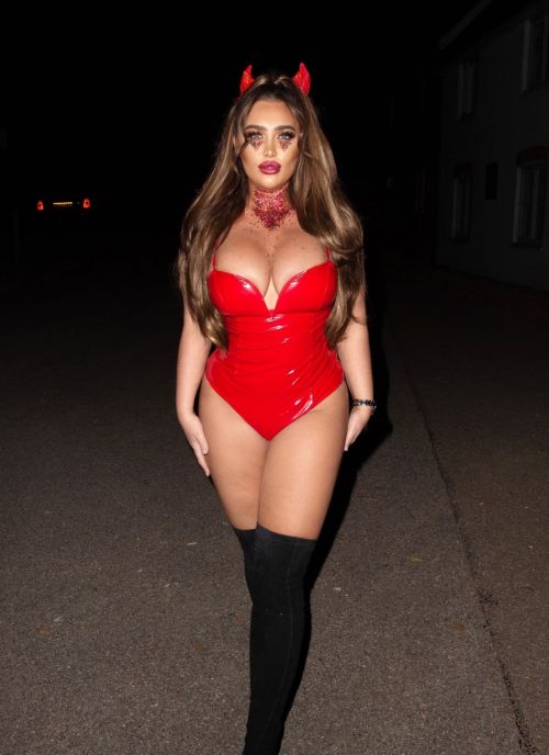 Lauren Goodger in a Halloween Costume Night Out in Essex 2020/10/25 4