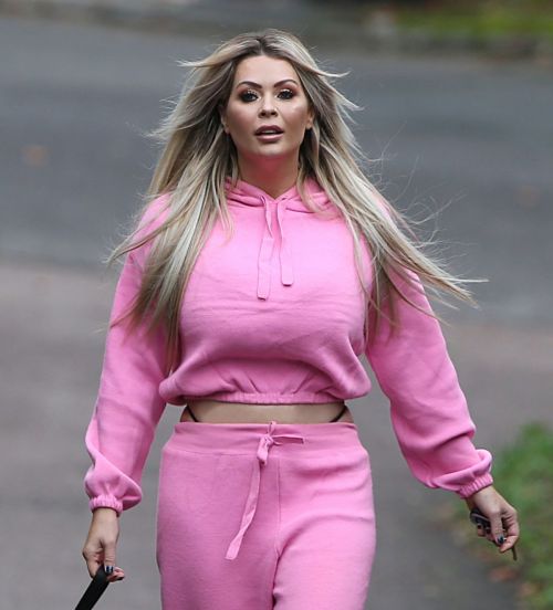 Nicola McLean Out with Her Dog in London 2020/10/23 6