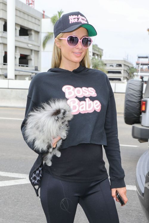Paris Hilton and Carter Milliken Reum at LAX Airport in Los Angeles 2020/10/22 3