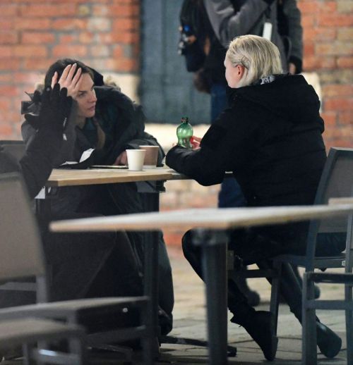 Rebecca Ferguson and Pom Klementieff Out for Dinner in Venice 2020/10/21 3