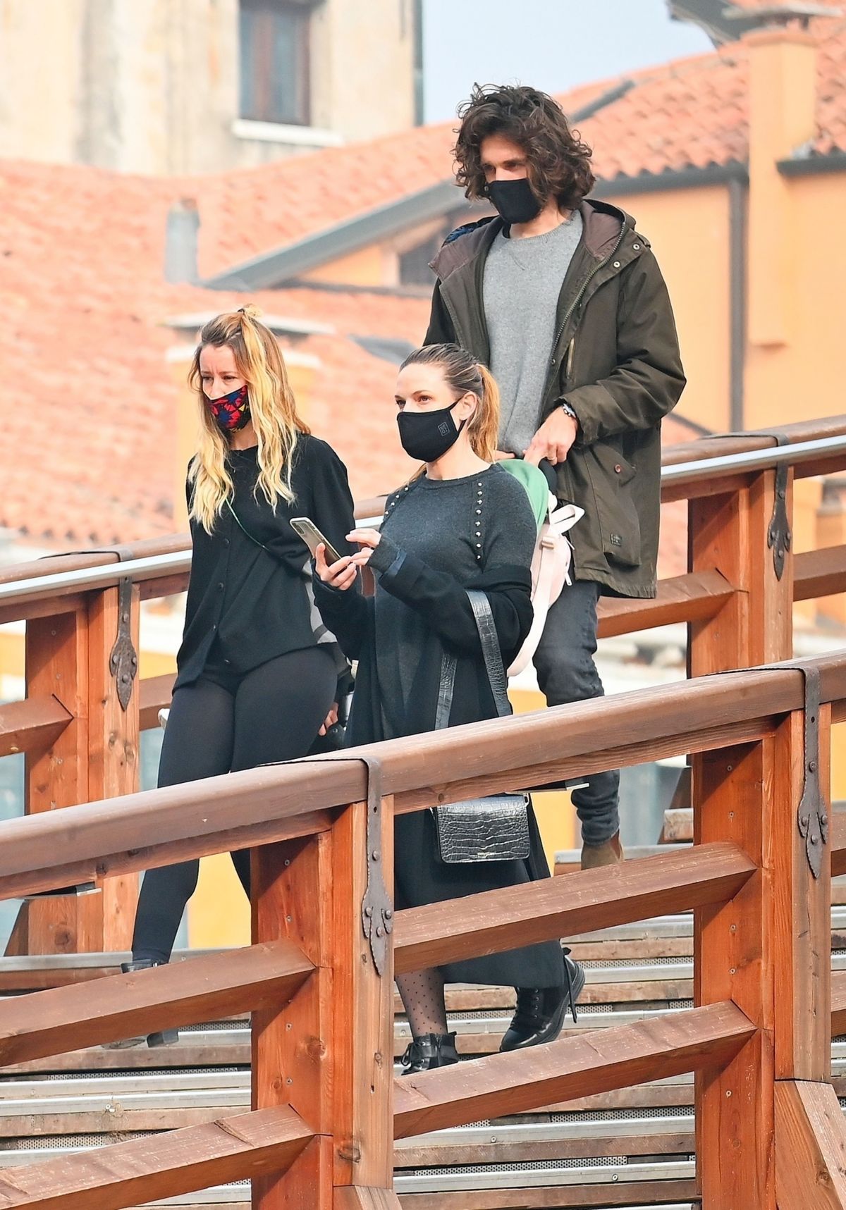 Rebecca Ferguson Out and About in Venice 2020/10/23