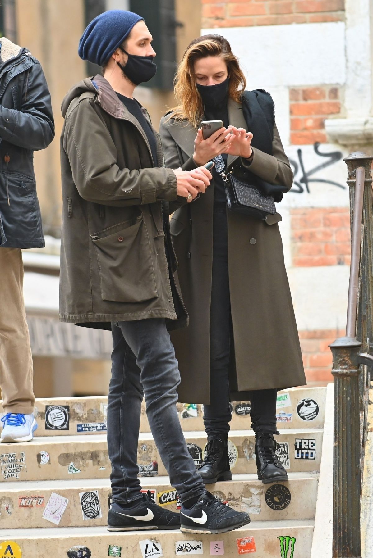 Rebecca Ferguson Out with Her Boyfriend in Venice 2020/10/22 7