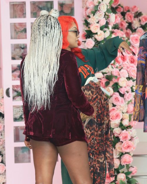Saweetie at Pretty Little Things Showroom in West Hollywood 2020/10/23 2