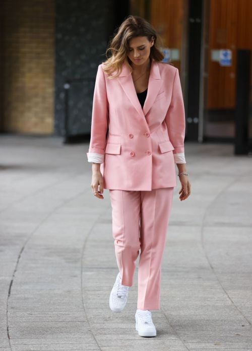 Twinnie-Lee Moore at Sunday Brunch in London 2020/10/25 4