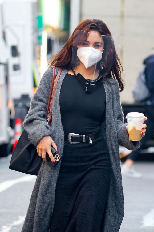Vanessa Hudgens on the Set of Tick Tick Boom! Set in New York 2020/10/22 5