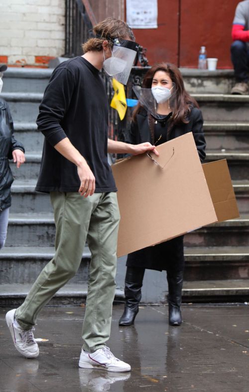Vanessa Hudgens on the Set of Tick Tick Boom! Set in New York 2020/10/26 6