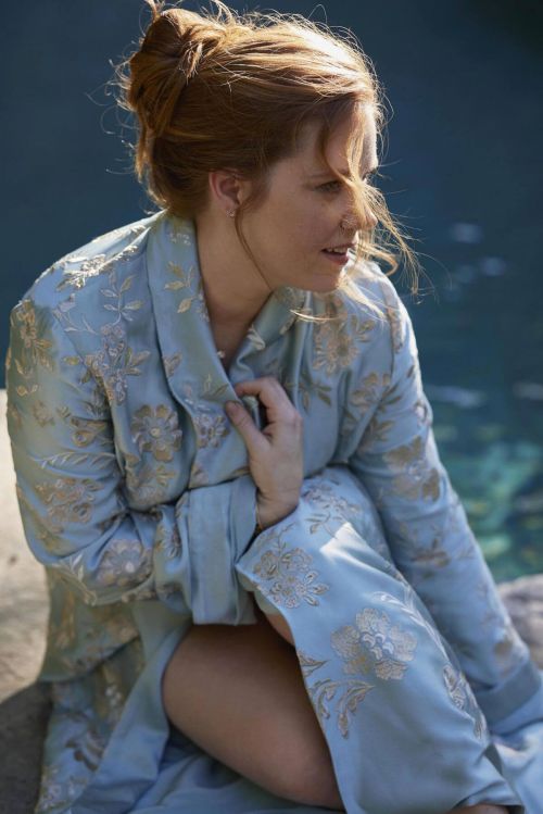 Amy Adams for Netflix Queue, November 2020 3