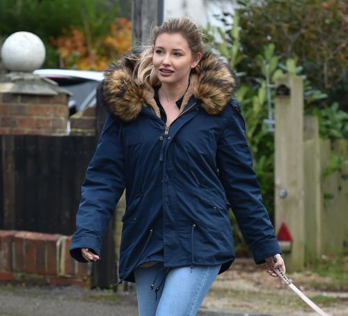 Amy Hart Out with Her Dog in West Sussex 2020/11/27 9