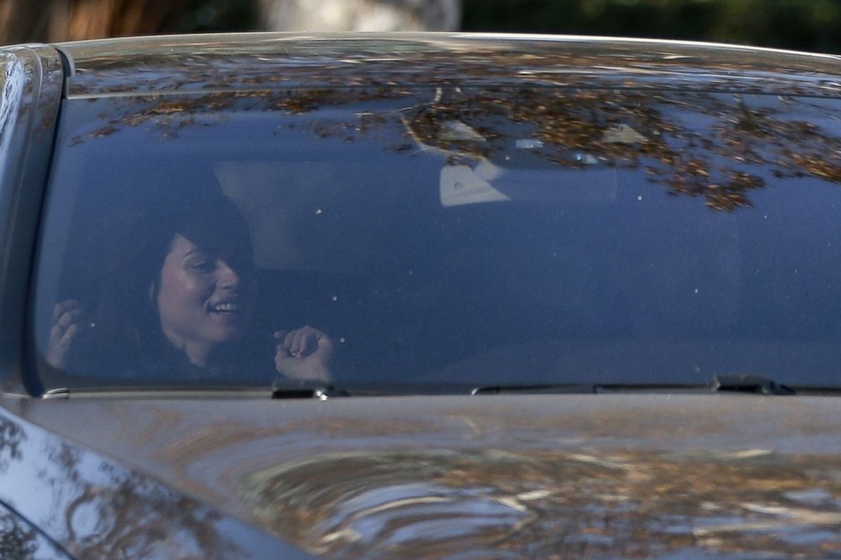 Ana de Armas and Ben Affleck Out Driving Their Mercedes in Los Angeles 2020/11/27