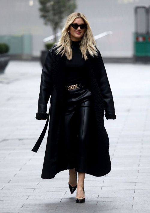 Ashley Roberts seen in Black Outfit Leaves Global Studios in London 11/25/2020