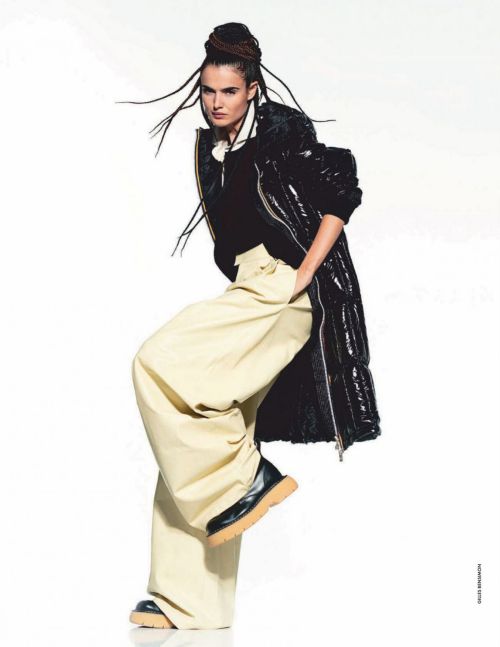 Blanca Padilla Photoshoot for Elle Magazine, Italy December 2020 9