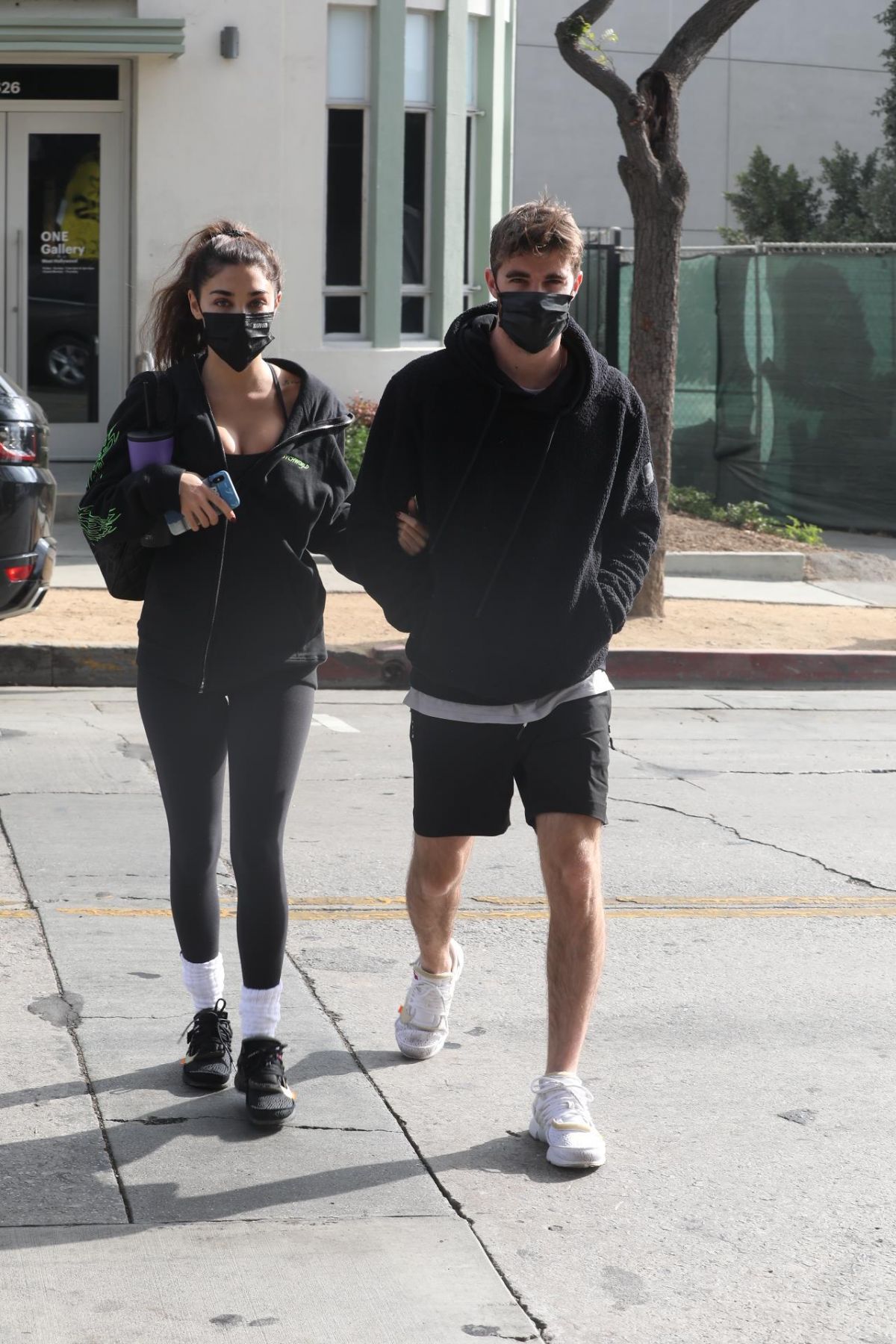 Chantel Jeffries and Lucas Taggart Arrives at a Gym in Los Angeles 2020/11/25