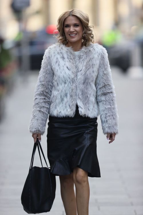 Charlotte Hawkins Arrives at Classic FM in London 2020/11/27 3