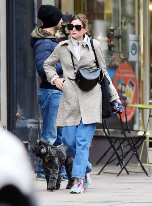 Emma Corrin in Long Coat Out with Her Dog in London 2020/10/18 3