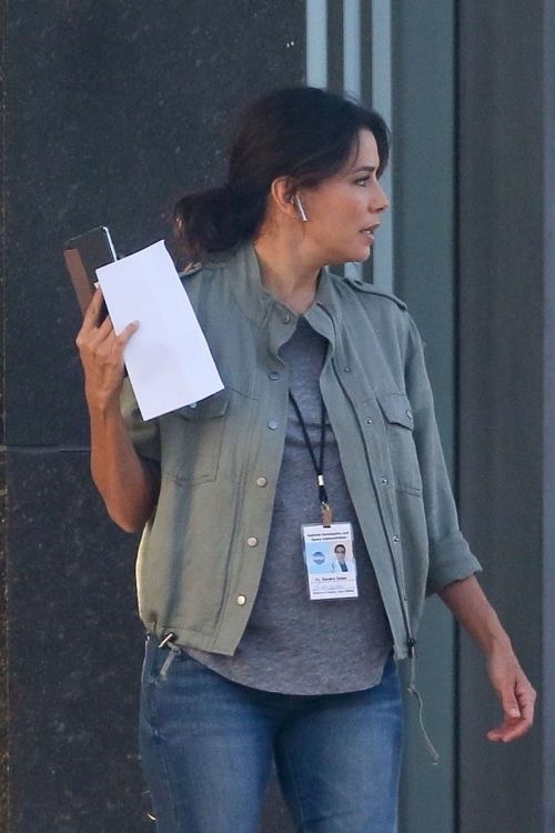 Eva Longoria on the Set of a New Movie in Los Angeles 2020/11/22 3