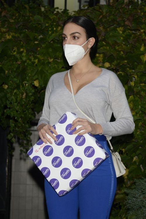 Georgina Rodriguez at  Nuevo Futuro Charity Association Offices in Madrid 2020/11/13 10