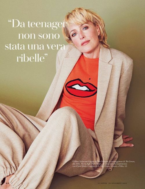 Gillian Anderson in Io Donna Del Corriere Della Sera, November 2020