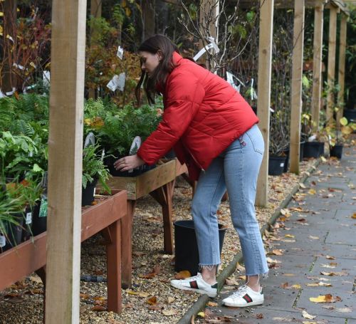 Imogen Thomas Buying Plants at a Garden Centre in London 2020/11/17