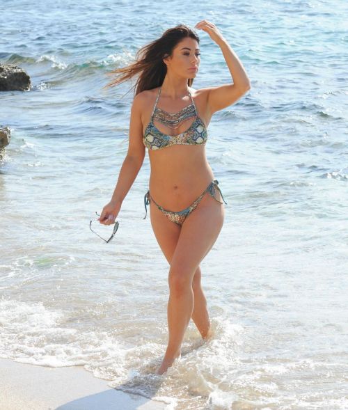 Jessica Hayes in Hot Bikini at a Beach in Turkey 2020/11/25