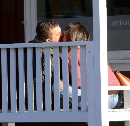 Jordana Brewster and Andrew Form Out Kissing in Los Angeles 2020/11/27 2