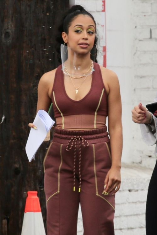 Liza Koshy at a Dance Studio in Los Angeles 2020/10/22 8