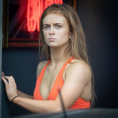 Maisie Smith Arrives at Strictly Come Dancing Rehearsal in London 2020/10/21 2