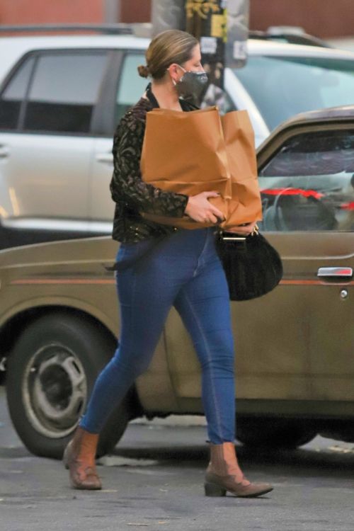 Mischa Barton Out Shopping in Los Angeles 2020/10/22 2