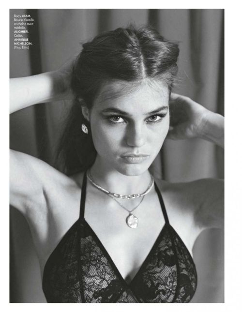 Myrthe Bolt in Elle Magazine, France October 2020 Issue 2