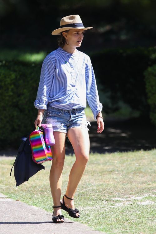Natalie Portman in Denim Shorts Out and About in Sydney 11/29/2020
