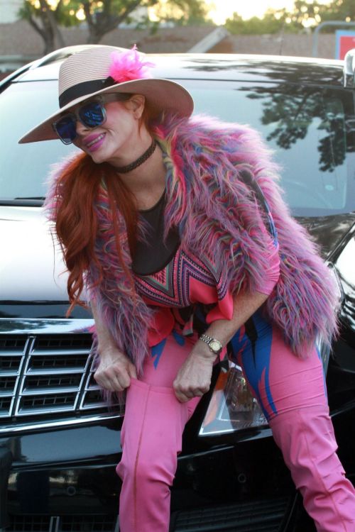 Phoebe Price in Pinky Pinky Outfit Out in Los Angeles 2020/11/16